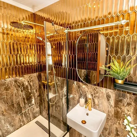 Brandnew Designed Citycenter Apartment *